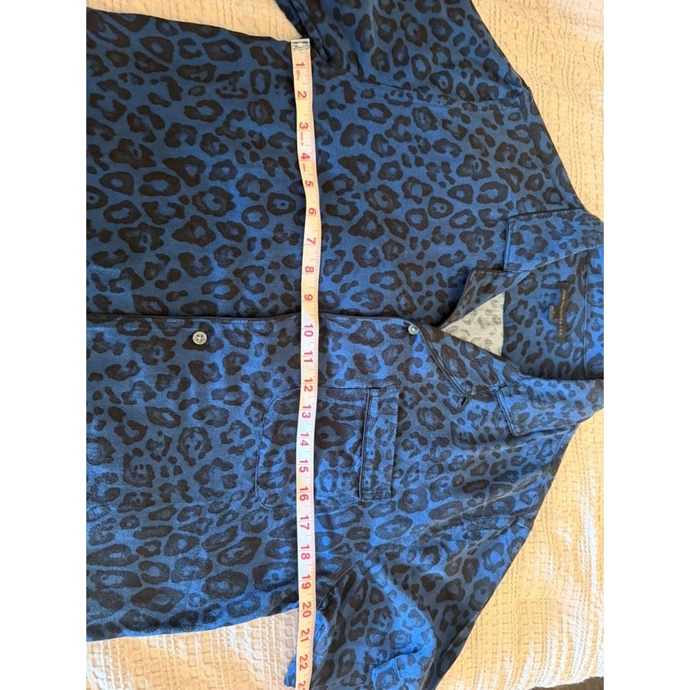 John Varvatos Blue Leopard-Print Short Sleeve Button-Down Shirt - Picture 4 of 5